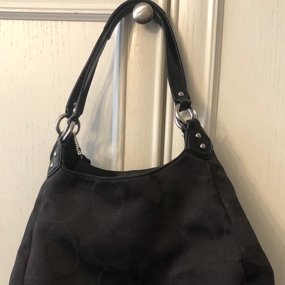 3 pocket Coach Purse - Picture 5 of 5